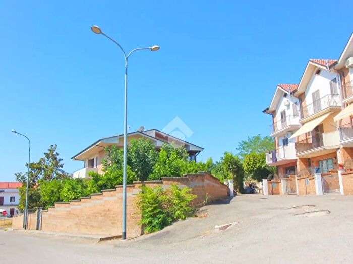 Casa trilocale in vendita in Via Archimede, San Martino In Pensilis