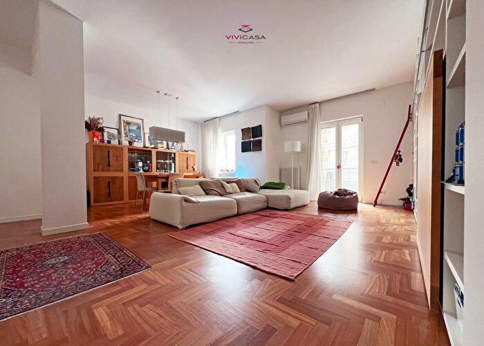 Appartamento quadrilocale in vendita in Via Giovanni Laterza Putignano, Putignano