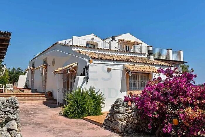Casa in vendita in Noto, Mazzarrone