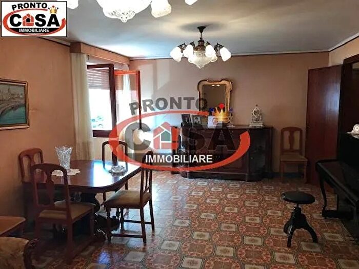 Appartamento con 6 locali in vendita in Marsala