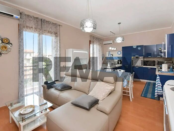 Appartamento quadrilocale in vendita in Via Sottotenente Cantone, Mascalucia