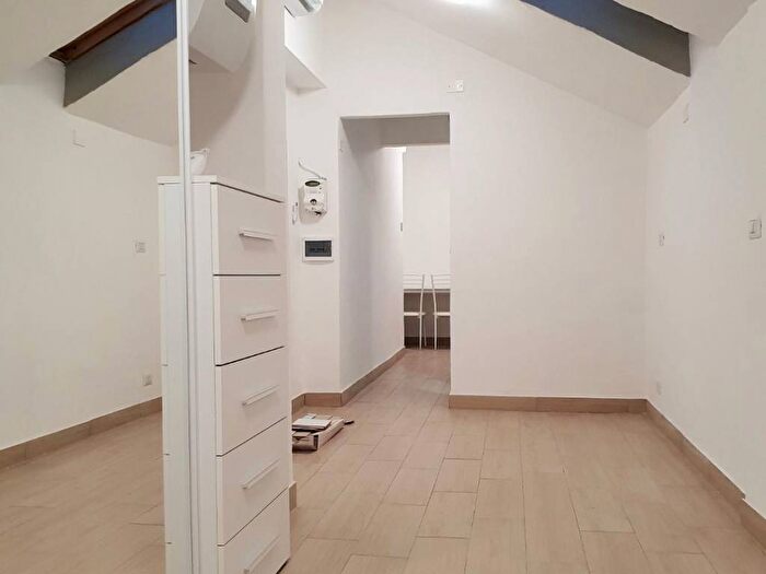 Appartamento monolocale in affitto in Via Oristano, Gorla, Milano