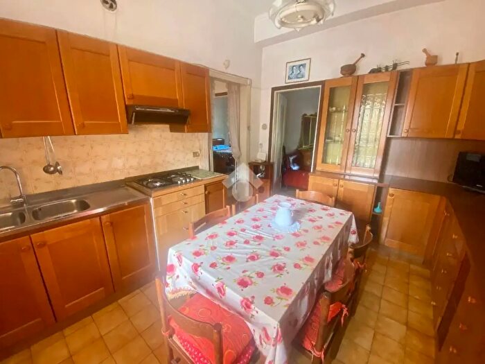 Appartamento trilocale in vendita in Corso Vercelli, Torino