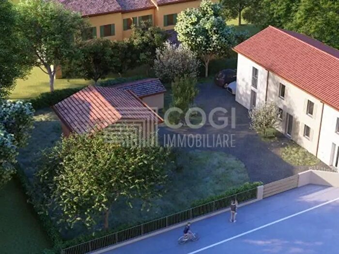 Casa quadrilocale in vendita in Via Giuseppe Cavallazzi, Mordano