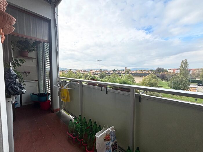 Appartamento con 5 locali in vendita in Via Giovanni Michelucci, Scandicci