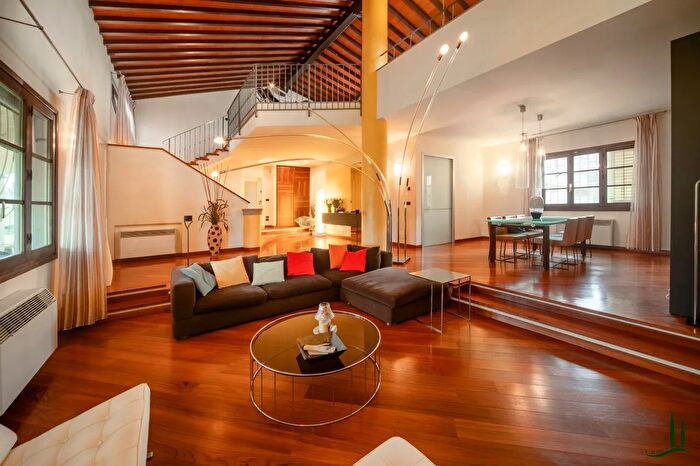 Casa con 8 locali in vendita in Viale Maggio, Barberino Di Mugello