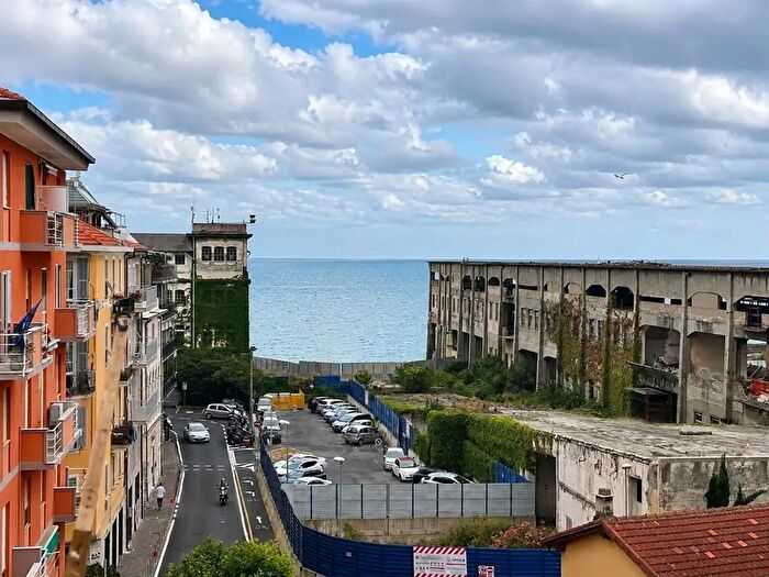 Appartamento quadrilocale in vendita in Pietra Ligure
