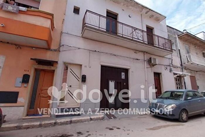 Casa quadrilocale in vendita in Via Alessandro Volta Snc, Oria