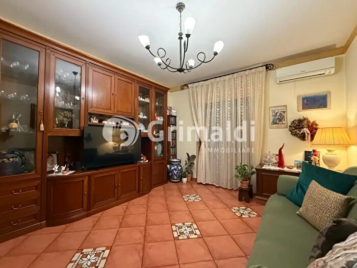 Appartamento trilocale in vendita in Viale Giuseppe Verdi, Montecorvino Pugliano