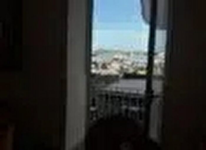 Casa con 7 locali in vendita in Giugliano In Campania