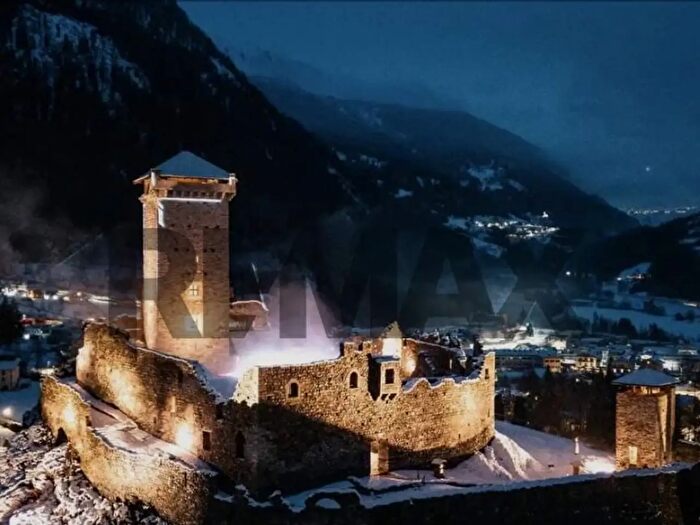 Appartamento trilocale in vendita in Ossana