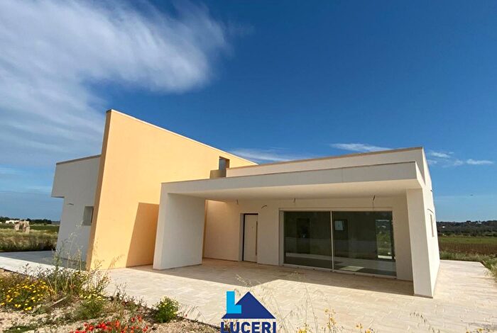 Casa in vendita in Parabita