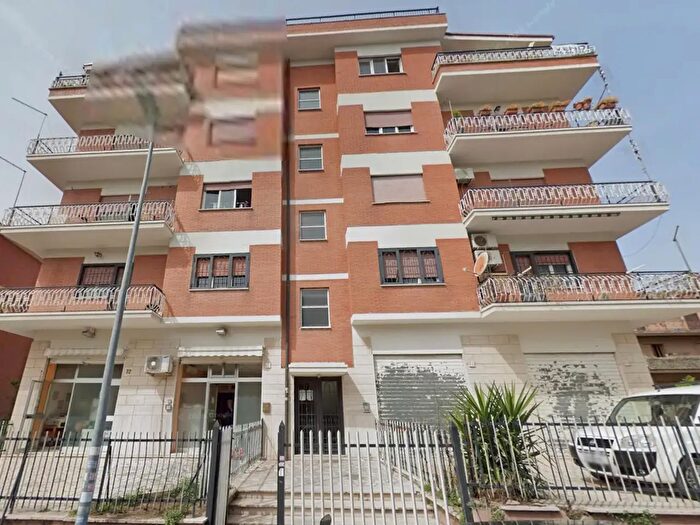 Appartamento bilocale in vendita in Via Grottaminarda, Roma