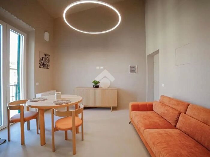 Appartamento bilocale in vendita in Via Enrico Forlanini, Firenze