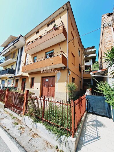 Casa quadrilocale in vendita in San Benedetto Del Tronto