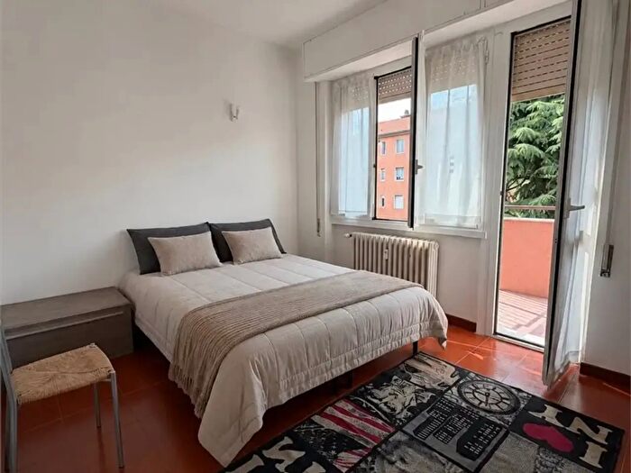 Appartamento trilocale in affitto in Via Mecenate, Milano