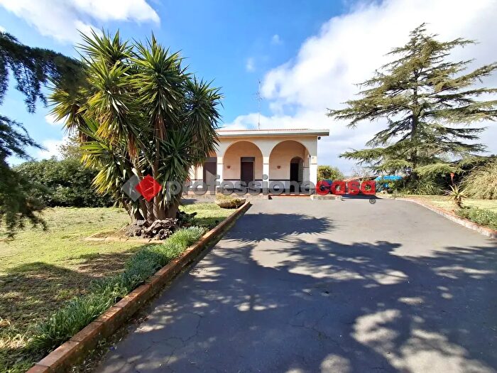 Casa con 5 locali in vendita in Via Trieste, Mascalucia