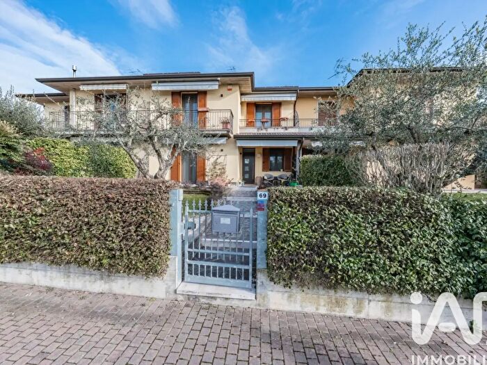 Casa con 8 locali in vendita in Via GMarconi, Ponti Sul Mincio