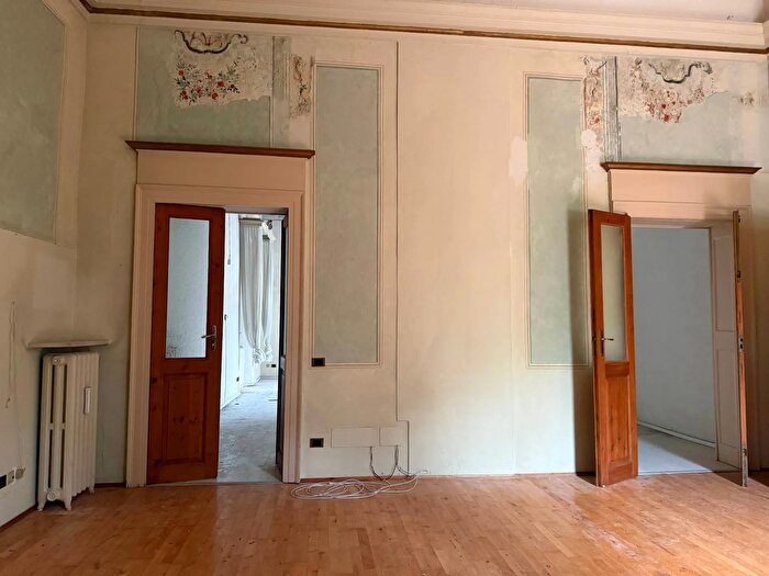 Appartamento con 5 locali in vendita in Mantova