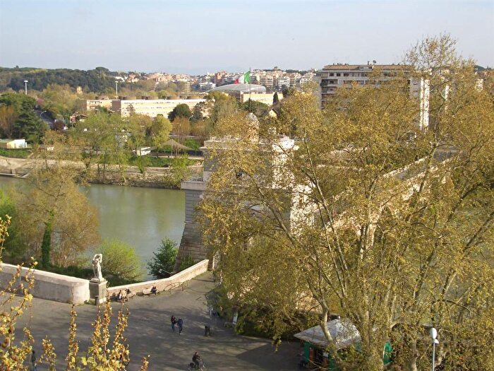 Appartamento trilocale in affitto in Piazzale di Ponte Milvio, Ponte Milvio, Roma