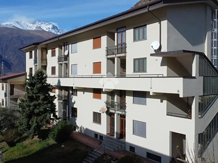 Appartamento con 5 locali in vendita in Regione Sant Eusebio, Susa