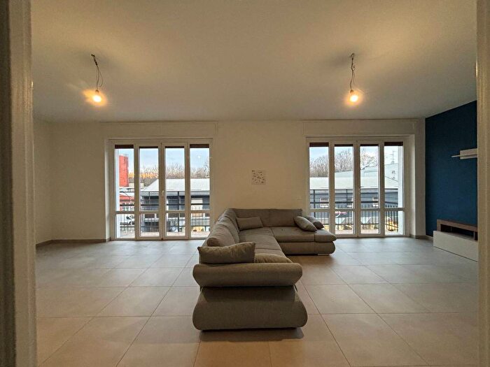 Appartamento trilocale in affitto in Via Nazionale dei Giovi, Cesano Maderno