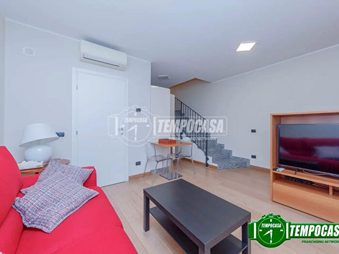 Appartamento bilocale in affitto in Viale Certosa, Milano