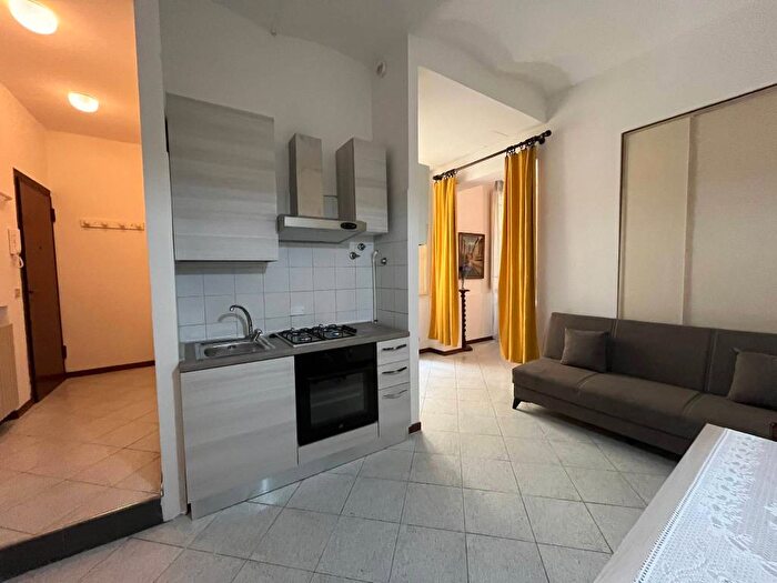 Appartamento bilocale in affitto in Via Frassinago, Saragozza dentro le Mura, Bologna