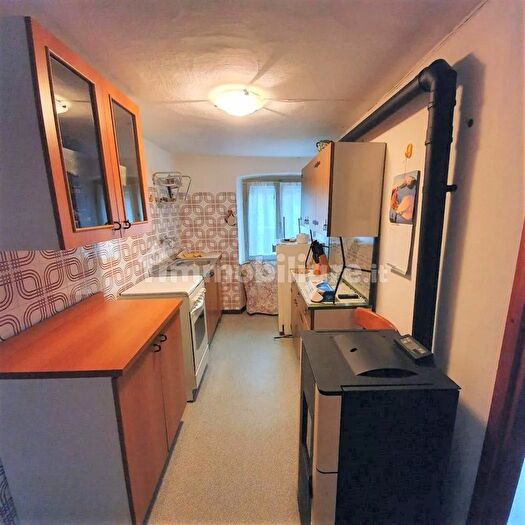 Appartamento trilocale in vendita in Chiesa In Valmalenco