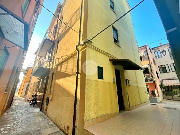Appartamento bilocale in vendita in Via Sottomarina, Chioggia