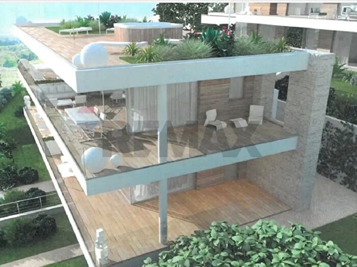 Casa con 5 locali in vendita in Toscolano Maderno