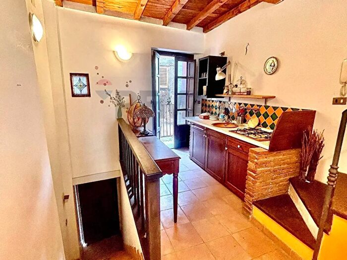 Casa trilocale in vendita in Via Cestai, Catania
