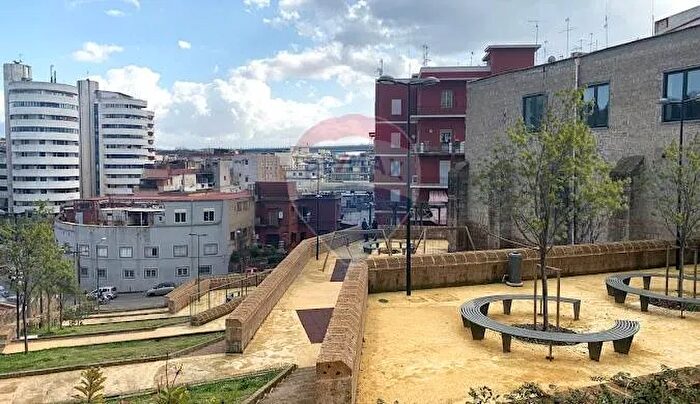 Appartamento quadrilocale in vendita in Via Santa Maria ai Monti, Napoli