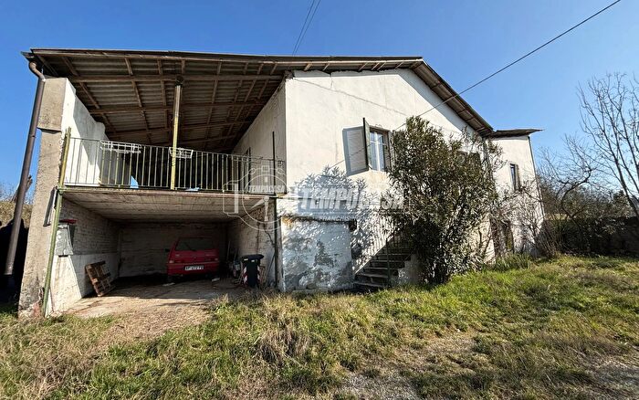 Appartamento quadrilocale in vendita in Via Morosona, Mombello Monferrato