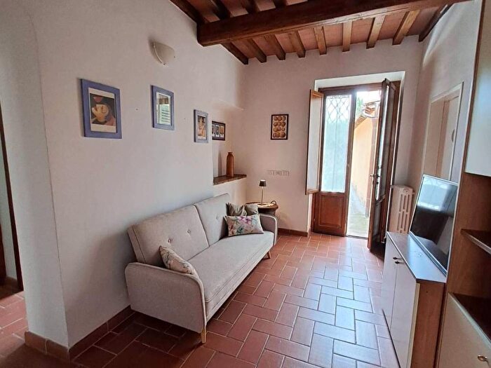 Appartamento quadrilocale in affitto in Via del Serraglio, Lastra a Signa