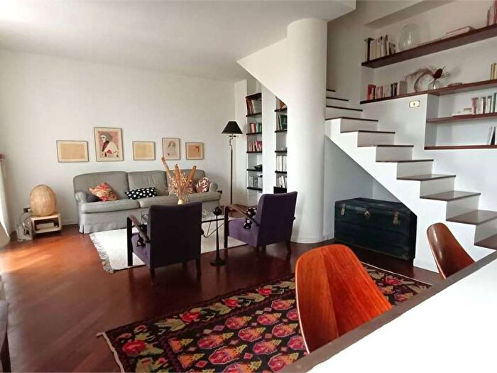Appartamento quadrilocale in affitto in Via Vallazze, Città Studi, Milano