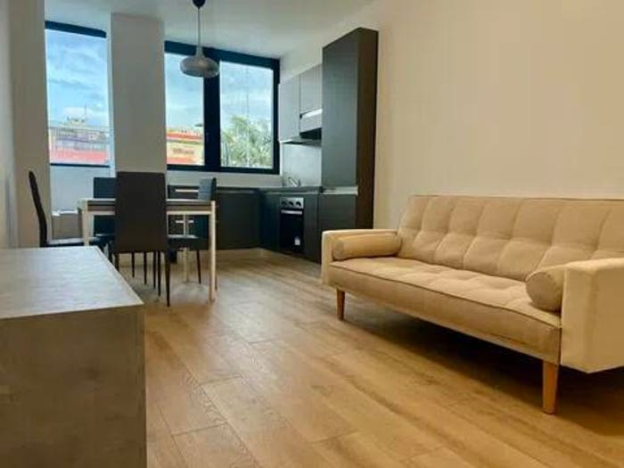 Appartamento bilocale in affitto in Via Noto, Vigentino Fatima, Milano