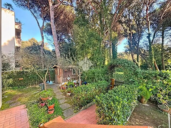 Appartamento quadrilocale in vendita in Via Vivaldi Ugolino E Vadino, Pisa