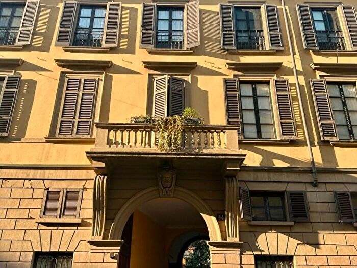 Appartamento bilocale in affitto in Via SantAgnese, SantAmbrogio, Milano