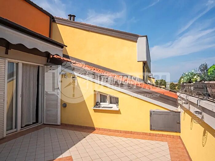 Appartamento monolocale in vendita in Via Moretto, Sirmione