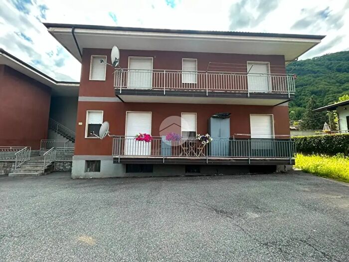 Appartamento bilocale in vendita in Via Marconi, Sparone