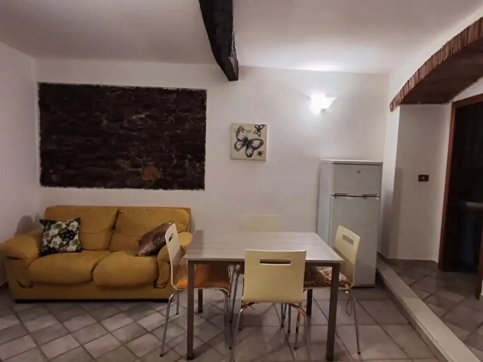 Appartamento bilocale in affitto in Carrara