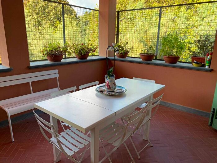 Casa trilocale in affitto in Roma Imperiale, Forte dei Marmi