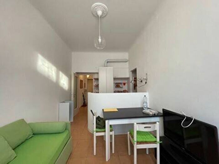 Appartamento bilocale in affitto in Solari, Milano