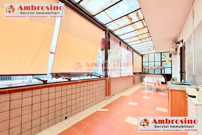 Appartamento trilocale in vendita in Strada Provinciale di Caserta, Napoli