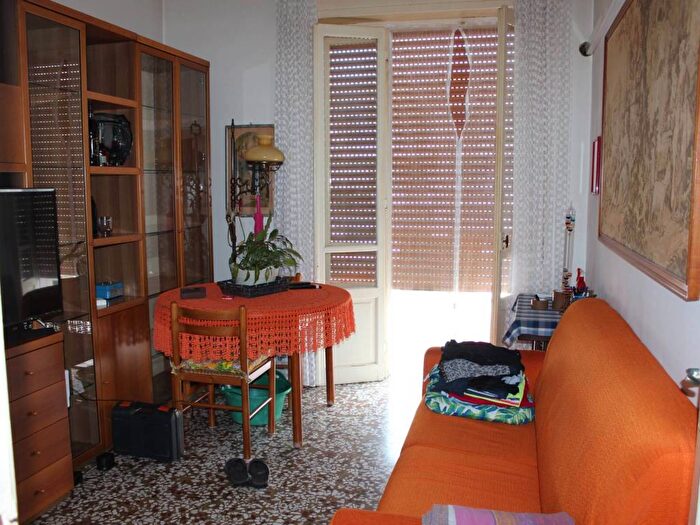 Appartamento trilocale in affitto in Via Italo Rossi, Oltreponte, Casale Monferrato