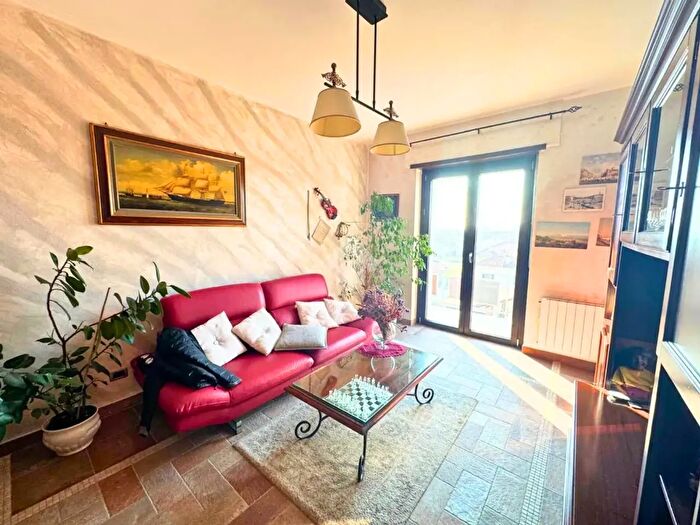 Appartamento trilocale in vendita in Via Ciriè, Volpiano