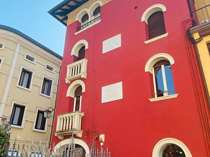 Appartamento trilocale in affitto in Corso Vittorio Emanuele II, Centro Storico, Pordenone