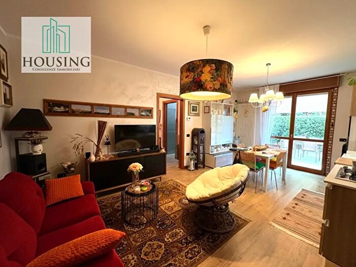 Appartamento trilocale in vendita in Via Veneto, Campodoro