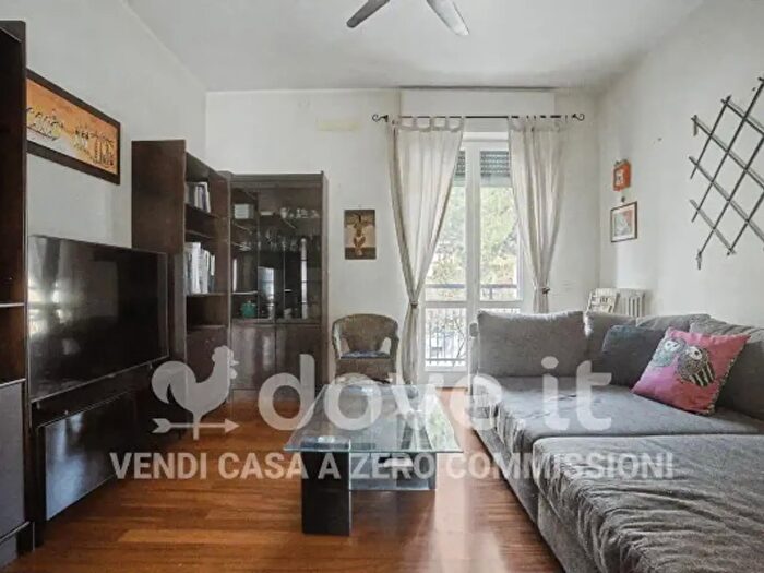 Appartamento trilocale in vendita in Via Matteo Albertini, Verona